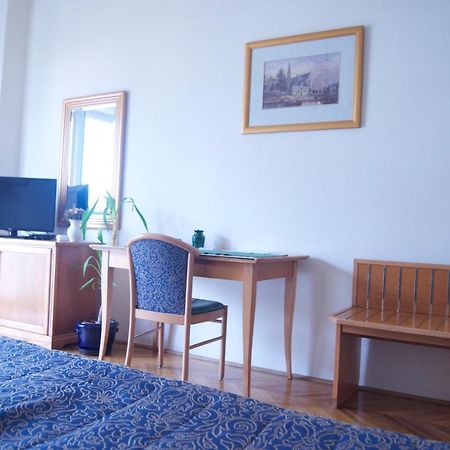 Appartamento Flatneartocastlehill Budapest Esterno foto